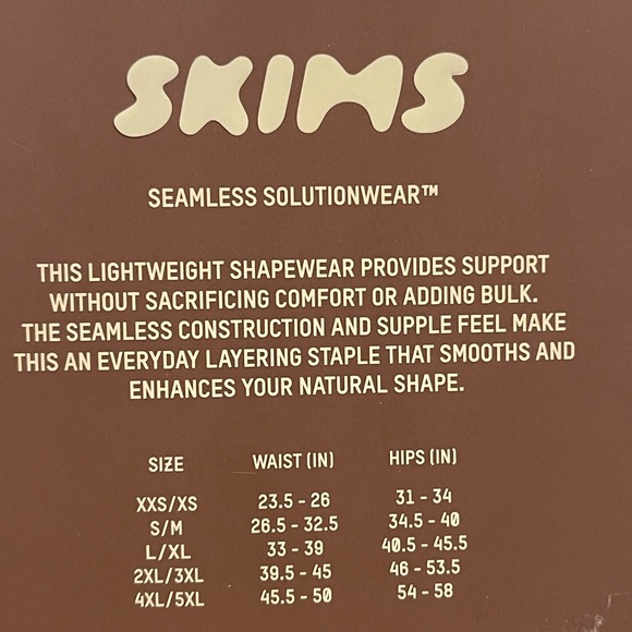 SKIMS Sculpting Short Mid Thigh in Sienna S/M - Picture 8 of 8